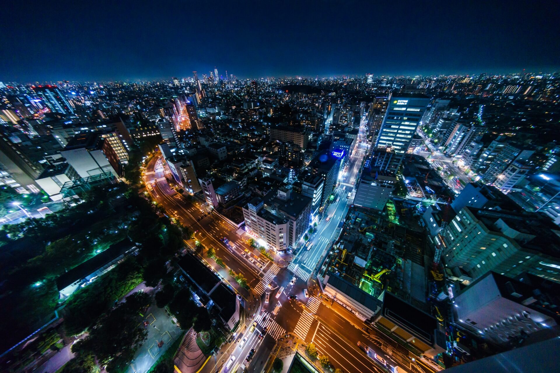 フワちゃんの現在の収入はいくら？