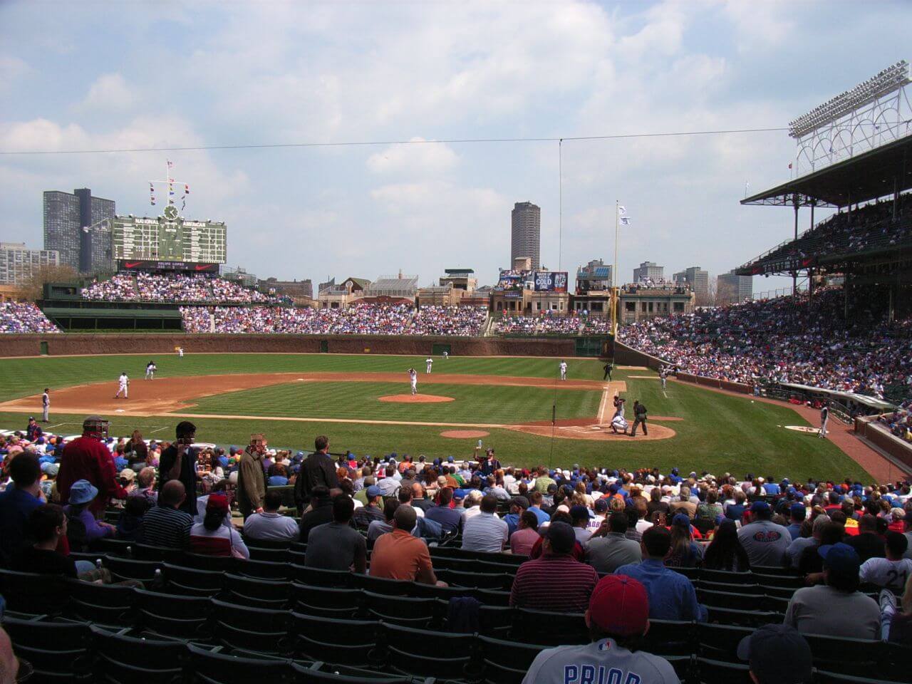 村上宗隆のアダム・ダン率は？そもそもアダムダン率とは何なのか？