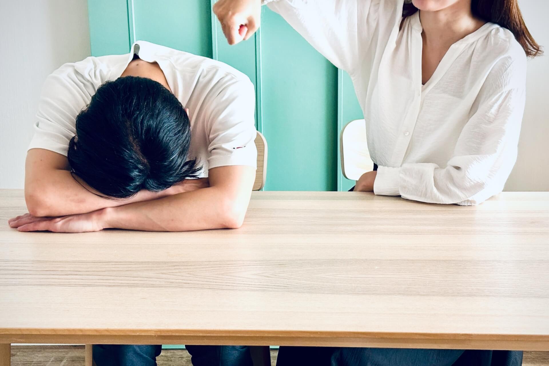 鬼越トマホーク良ちゃん　なぜポストを消さない？ネットの反応は？