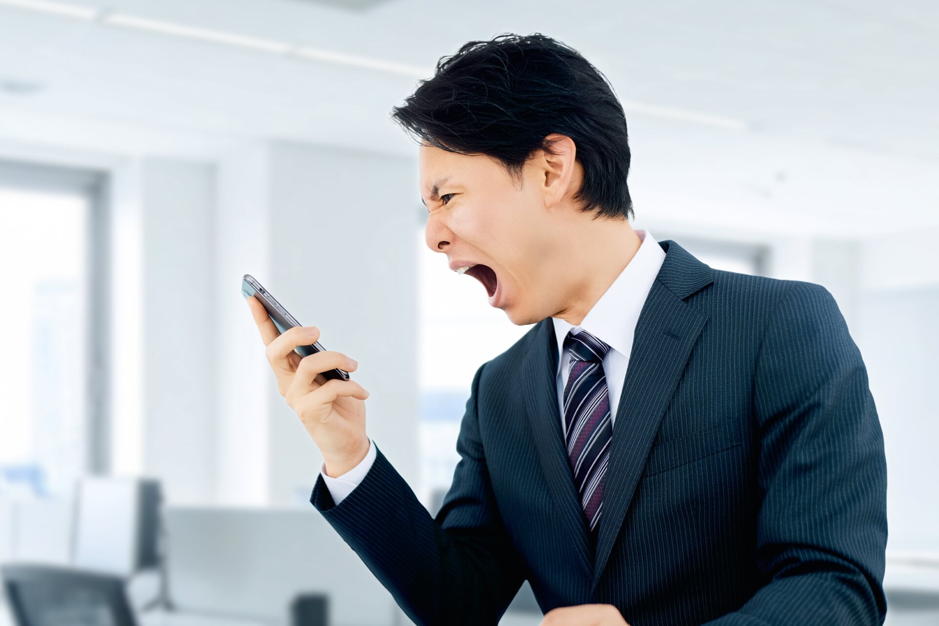 鬼越良ちゃん炎上！ネットの反応「なぜ渡部に謝罪しない！」