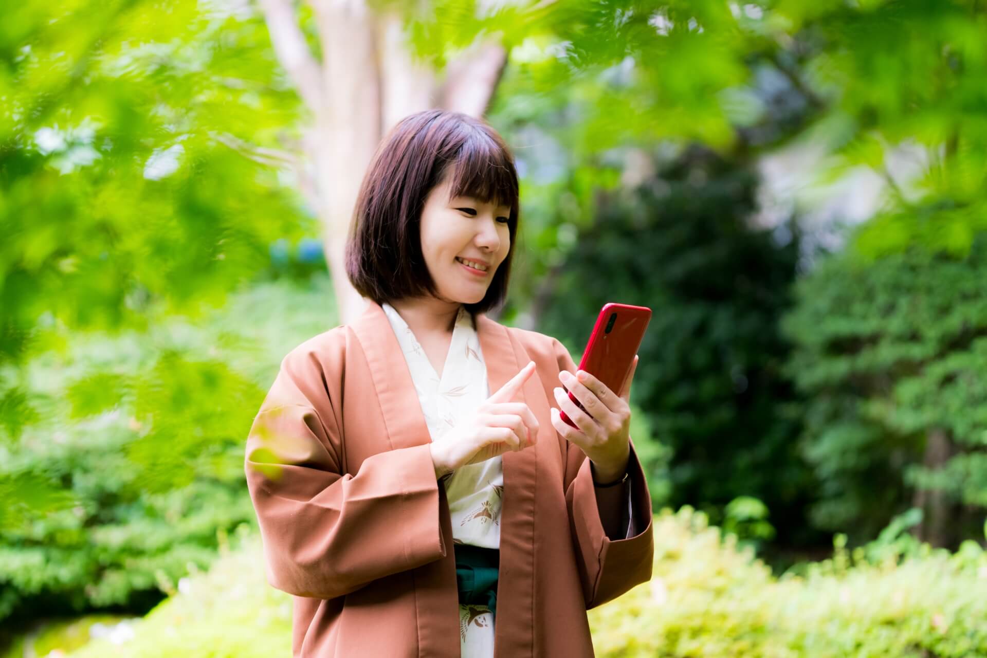 モナキはなぜ流行った？TikTokでバズった理由と背景を調査